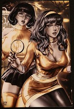 WAIFU CHRONICLES #1 Daphne & Velma Cosplay Nice GOLD Variant LE20 Logan Cure picture