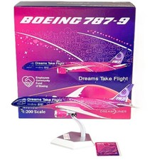 SQ Wings L2128 Boeing 787-9 Dreams Take Flight N1015B Diecast 1/200 Jet Model picture