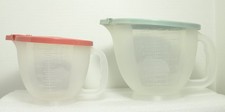 TUPPERWARE SET OF 2 MIX & STORE MEASURING CUPS/BOWLS 4 & 8 CUPS