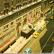 Vintage Postcard La Salle Hotel Chicago IL Downtown Conventions Taxis c1974 picture