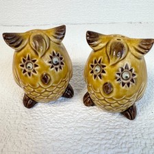Vintage Fairway Japan Owl Salt & Pepper Shakers Ceramic Cute Figural Set Googly picture