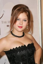Renee Olstead Black Necklace 4x6 Picture Celebrity Print picture