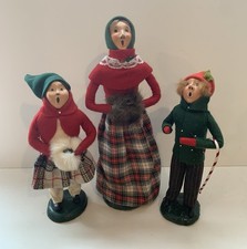 Byers' Choice Christmas Caroler Family of 3 1980’s picture
