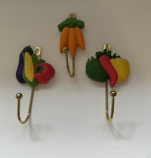 VTG Avon Vegetable Hook Collection IOB Set Of 3 picture