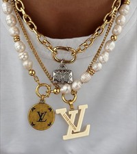 LOT OF 3 LV Louis Vuitton zipper pull charms buttons logo pearl gold silver picture