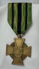 WWII Belgian Escapees' Cross 1940-45 Ribbon Pin picture