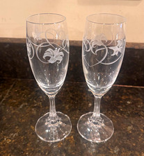 Vintage 1995 Avon Joyous Occasions Crystal Champagne Flutes Set of 2 France picture