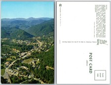 Gatlinburg Tennessee Postcard picture