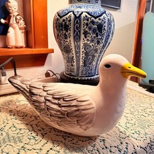 Vintage Ceramic Seagull Bird Figurine Nautical Seashore Decor Ocean picture