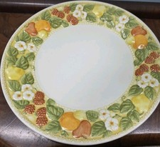 Vtg Metlox A Della Robbia 10.5
