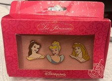 RARE HTF Disneyland Paris Les Princesses 3 Pin Box Set Belle Cinderella Aurora picture
