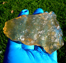 Libyan Desert Glass Meteorite Tektite impact specimen( 640 crt) Super Flat Gem A picture