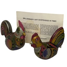 VTG Art & Tradition Barniz de Pasto Mopa Mopa Rooster Hen Figurines Colombia picture