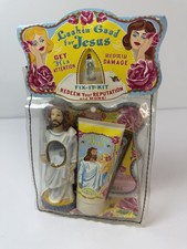 Blue Q Lookin’ Good For Jesus Fix It Kit NOVELTY Spoof Religious Beauty Set picture