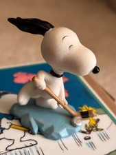 Westland Gifts: Snoopy Hockey small figurine item 8238 & Snoopy Hockey Magnet picture