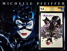 🔥RARE🔥 CGC 9.8 Catwoman #39 Virgin Excl Variant Signed by Michelle Pfeiffer picture