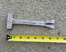 Vintage Diamond Tool & Horseshoe Co Junior Crate Hammer Nail Puller Pry Bar picture