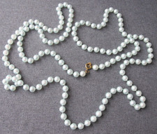 Vintage pearly green plastic beads long necklace i picture