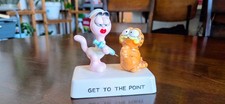 Vintage 1984 Garfield & Nurse Arlene Figurine Enesco Ceramic Collectible RN Shot picture