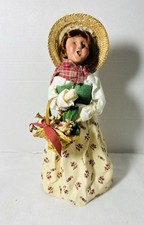 Byers Choice 2007 Winterthur Exclusive Woman w/Flower Basket and Straw Hat picture