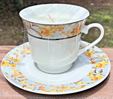 British Yellow Daisy Teacup Saucer Floral Porcelain Gold Trim 6.oz England picture
