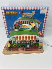 Lemax Our Summer Paradise Porcelain Lighted Camper 95453 picture