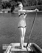 ACTRESS LUANA PATTEN PIN UP - 8X10 PUBLICITY PHOTO (SP-136) picture