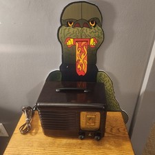 Vintage Deco Modern Eames Era Emerson  Bakelite Vacuum Tube Radio picture