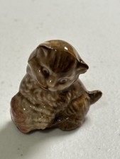 Wade England Cat Kitten Feline Figurine With Yarn  Whimsies Miniature picture