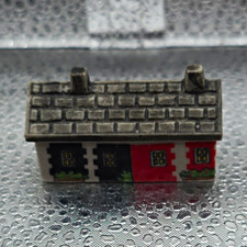 Wade Ireland Mini Collectible Village House Ceramic Figurine 3D Effect 1970s picture