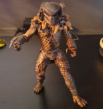 Predator Franchise Figure w/ Skull & Spine Accessories Science Fiction & Horror picture