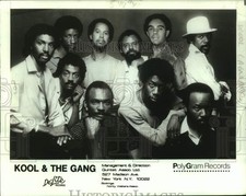 1982 Press Photo Kool & The Gang, Ten Members of the Band - nop46900 picture