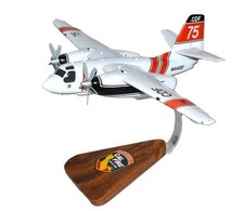 Cal Fire CDF Grumman S-2 Tracker Water Tanker N444DF Desk Model 1/48 SC Airplane picture