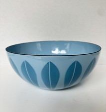 Vintage MCM Cathrineholm (Norway) Blue-on-Blue Enamelware Lotus Bowl 8” picture