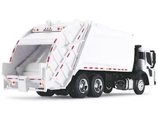 First Gear Mack LR with McNeilus Rear Load Refuse Body White 1/87 (HO) Diecast picture