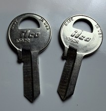 2x Ilco 1092R Uncut Key Blanks Padlock Locksmith Replacement Key Pair picture