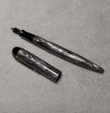 Vintage Eversharp Skyline Gray Moire Fountain Pen 14K Nib - For Restoration picture