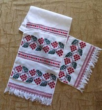 Ukrainian towel rushnyk wedding hand embroidered handmade color Ukrainian picture