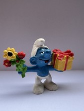 Schleich Smurf 20040 Vintage 1978 © 78 Peyo Germany Floral Gift Figurine picture