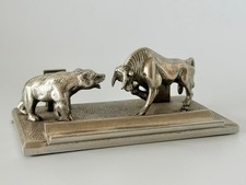 Jac Zagoory Designs Pewter The Battle Bull & Bear Pen & Business Card Holder picture