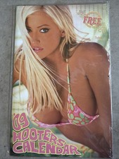 HOOTERS Calendar 2009 Large With Removable Poster Included Sealed picture