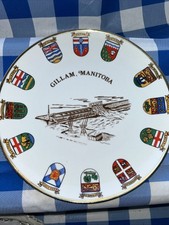 Gillam Manitoba VINTAGE COLLECTOR Souvenir 22 k gold rim Plate 9.25” Diameter picture