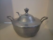 VINTAGE WILTON ARMETALE COVERED SOUP/STEW TUREEN LADLE PEWTER USA . picture