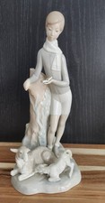 Vintage (1971-1974) Lladro Figurine 