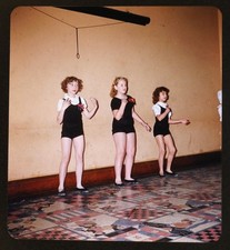Popiel Studio NJ - School Play? - Dec 22, 1951 Stereo Realist slide #2977 picture