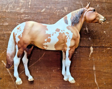 Breyer horse BREYERFEST2014 CHAMPAGNE TOAST...never displayed - stored securely picture