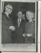 1964 Press Photo Sen. Margaret Chase Smith and fellow senators at luncheon in DC picture