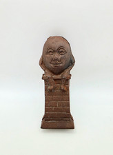 VINTAGE HUMPTY DUMPTY FIGURAL CAST IRON 5.5