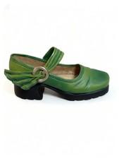 1999 Just The Right Shoe Green Treads Figurine #25078 picture