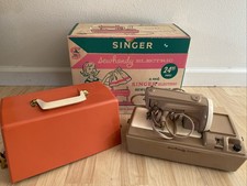 1960s Singer 50D Sewhandy Mini Children's Toy Sewing Machine, Electric w/ Box picture